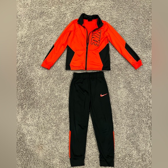 multicolor nike outfit